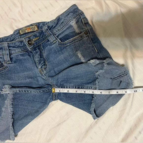 YMI distressed cutoff jean shorts. Size 5 - Picture 6 of 6